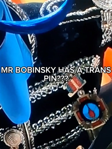 IS THIS JUST THE LIGHTING?? I NEVER NOTICED THIS LOL #fyp #viral #coraline #trans #mrbobinsky