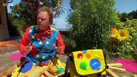 Something Special - S6E02. Play