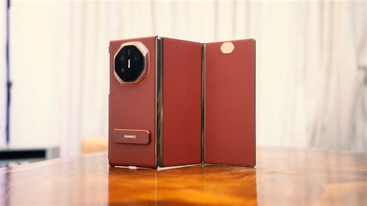 HUAWEI Mate XT Review