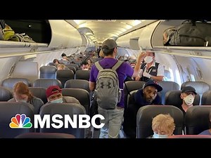 Florida Judge Overturns CDC Mask Mandate For Planes