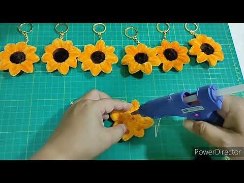Sunflower Keychain Fuzzy Wire