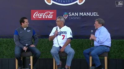 Yeager at Dodgers FanFest
