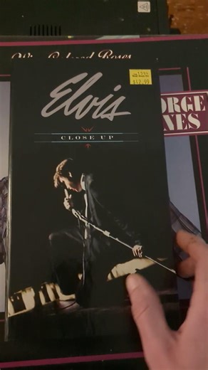 A Quick Look At The Elvis Presley Close Up Collection. Fantastic!