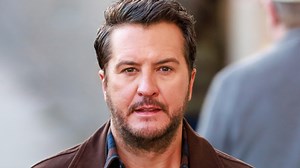 American Idol's Luke Bryan gets booed as huge mistake leaves studio in chaos