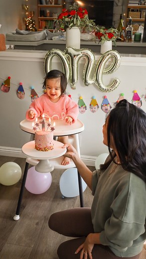 Jean Choi 🇰🇷🇺🇸 on Instagram: "Our smash cake celebration for Robin’s 1st birthday! She tipped over the cake stand and the cake ended up on the floor (we cleaned it beforehand 😂) and she loved it. Link in profile for the smash cake recipe or comment “recipe” and I’ll DM you the recipe link! https://whatgreatgrandmaate.com/allergen-free-paleo-smash-cake/ . . . . . . . . #smashcake #glutenfreebaking #allergenfree #glutenfreerecipes #1stbirthday #1stbirthdaycake #robinseoyoon #babywraychoi #bir