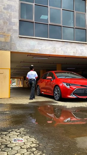 Meet the Eco-Friendly Beast! 🚀 This 2018 Toyota Corolla Sports is where fuel efficiency meets heart-racing performance! 🤯 With an unbelievably low 24,500 km, this isn’t just a Corolla – it’s a turbo-charged, hybrid sports model that’s ready to dominate the road. It’s the smart choice that doesn’t ask you to compromise on thrill. 🔥 Why This Corolla Sports is a UNICORN: ✅ HYBRID TURBO: Save on fuel without sacrificing power. A rare combo! ✅ INCREDIBLY LOW MILEAGE: Only 24,500 km – it’s practica