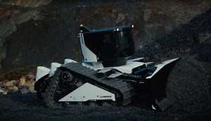 ML 6 Moonlander: Autonomer 32-Tonnen-Bulldozer fährt vollelektrisch