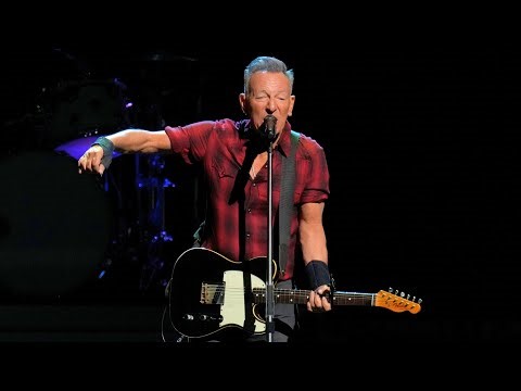 🎸 Bruce Springsteen Surprise at Tom Morello Minnesota Benefit!