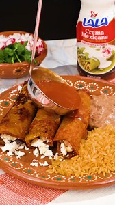 1.8K reactions · 251 shares | Enchiladas de queso for Spring #sponsored because when @LALA.Foods comes through with the queso fresco and pourable rich and buttery crema Mexicana, they bring all the flavor, and steal the spotlight. Make sure to stop by your local grocery store to pick both up today! #LALALicious #PasstheLALA | LALA USA | Facebook