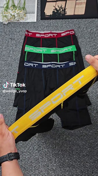 Level up your game with these colorblock shorts 🎨 #SportsShorts #MensActivewear #ColorblockStyle #BasketballFit #RunningGear #TikTokShopLaborDaySale #spotlightfinds #TikTokShopFallDealsForYou #tiktokshopblackfriday #tiktokshopcybermonda