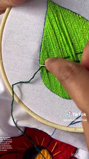 Cómo bordar hojas: Puntadas y Diseños Bonitos
