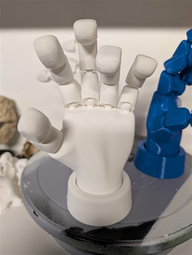 3D Printed Poseable Hand Model for Artists, Decoration.