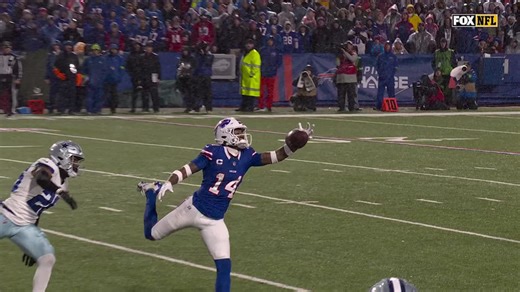 Diggs' ONE-HANDED catch caps Allen's sidearm laser