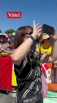 Live the #TDF2025 with the Fan Car by VITTEL 🚗