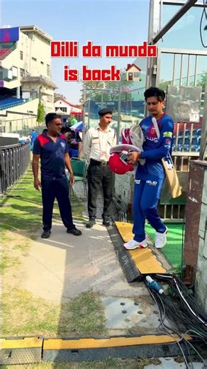 Dilli da 𝐦𝐮𝐧𝐝𝐚 is back home! 🏠