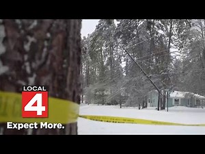 Record snowfall shuts roads, brings power outages to Northern Michigan