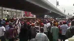 4.8K views · 213 reactions | 2023: Massive Crowd As Peter Obi Visited Computer Village, Ikeja, Lagos Peter Obi at the Computer Village Lagos. Igbos have votes spread across the six geopolitical zones in Nigeria. They have the second largest voters in Lagos as well. | Native Reporters | Facebook