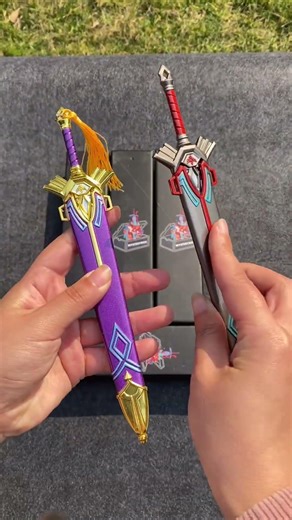 Testing Zelda’s Most ICONIC Weapons in Real Life！#zeldafanart #zelda #unboxingtoysvideo #zeldafan