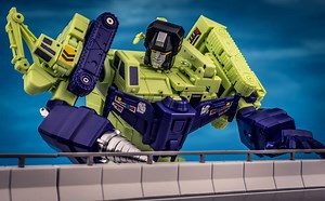 Newage H34EX Hephaestus (Legends Scale Devastator Toy Version) Images