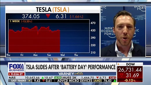 Elon Musk says he unsuccessfully tried to sell Tesla to Apple’s Tim Cook