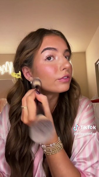 semi grwm😁😁 #fyp #grwm #college #semiformal