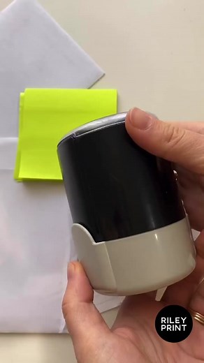 Make your mark effortlessly with our self-inking face stamp! 😄✨ Experience a crisp and clear impression every time, making it ideal for adding your own personal touch to documents. 📝 #makeyourmark #documents #personalized #personalbranding #selfinking #facestamp #rubberstamping #stationery #rubberstampmaker