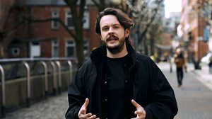 Do you want to know how to beat scammer? Join Nick Stapleton, an expert investigative journalist and presenter of BBC's BAFTA-winning Scam Interceptors, for a revealing evening delving into the world of scams and fraud. 🗓️ Fri 14 Mar 2025 7.30pm 🎟️ https://bit.ly/3VRmzZE | Warwick Arts Centre