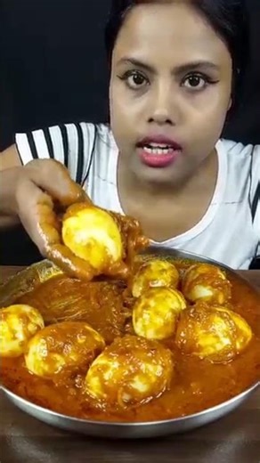 Spicy Spicy 🥵 Anda Curry #mukbang #spicyfood #eatingchallenge #foodie #viralfood #shorts #asmrfood