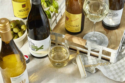This Refreshing White Wine Is Pinot Grigio's Lesser-Known Cousin