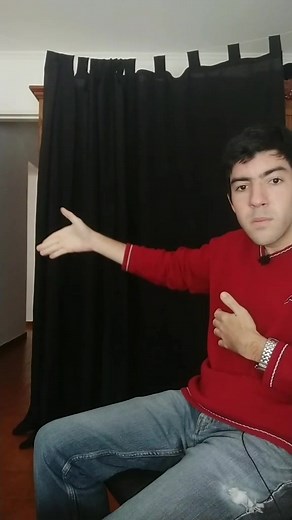 Discover the Art of Magic Tricks and Manipulation