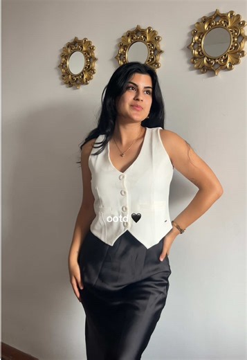 Ideas de Outfits con Faldas Satinadas para OOTD