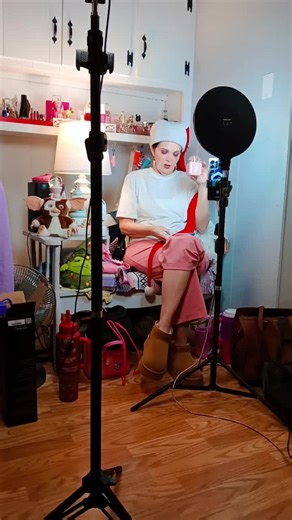 Robin Byrd (@wiggl3w0rms)’s videos with original sound - Robin Byrd