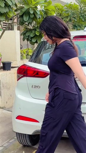 Transform Your Look with Laser Eyes Effect