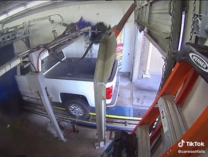 Whoops! #thatssomethingyoudontseeeveryday #Whoops #Fail #CarWash #Brush #spiderman #EveryoneIsOkay #carwashfails #viral