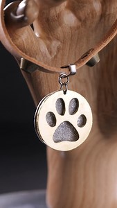 5-Minute Crafts on Instagram: "Step-by-step making a collar for a pet out of a coin 🐈‍⬛🐾 ⠀ #diyproject #diycollar #diypendant #diysforpets #accessoriesforpets #catstagram #doityourself"