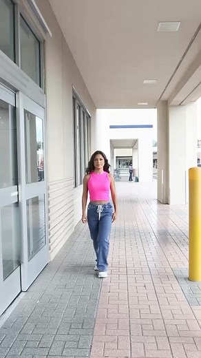 Variedad de estilos para ti en todas nuestras tiendas. ...#moda #belleza #style #styleinspiration #mesalve #tiendasmesalve #puertorico | Tiendas Me Salvé