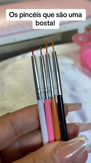 Os melhores pincéis para unha em gel