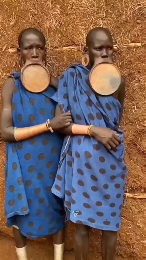 मुर्सी जनजाति की भयावह परंपरा | #facts #shorts #tribalculture #amazingfacts #africa #reels #viral