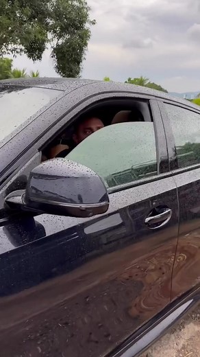 1.2M views · 10K reactions | Troquei minha BMW em um cavalo kkkkkkkkkkkkk @paolla_santtana @major.rd | Gui Polêmico Fãs | Facebook