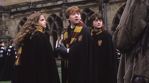 Jon Stewart says bankers in 'Harry Potter' are anti-Semitic, author J.K. Rowling is not
