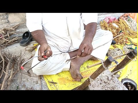 Making Tulsi Mala | तुळशी माळ कशी बनवावी | तुळशी माळ कशी बनते