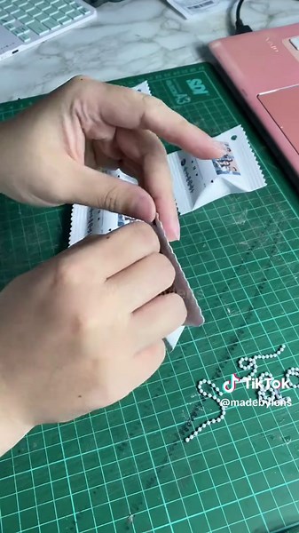 Custom Spotify Keychains for Music Lovers