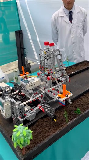 Funcionamiento del prototipo robótico "Agrobot" | Agrotech