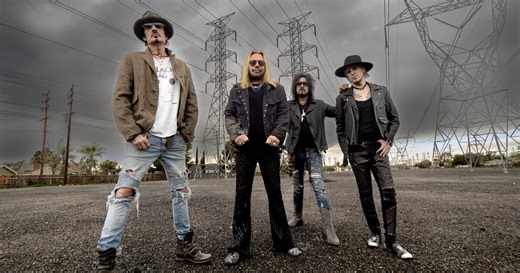 Mötley Crüe - Home Sweet Home - Featuring Dolly Parton (Official Music Video)