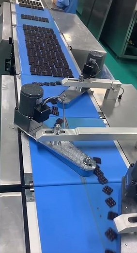 Chocolate candy automatic sorting machine, automat packaging machine