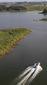 Um resort de luxo e exclusividade, entre natureza exuberante e experiências únicas em Ribeirão Claro - PR. ✨ Seja em família ou a dois, aqui você encontra conforto, gastronomia de alto padrão e uma marina particular para momentos inesquecíveis. 👉 Acesse nosso site e descubra mais! | Blue Tree Daj Resort & Marina