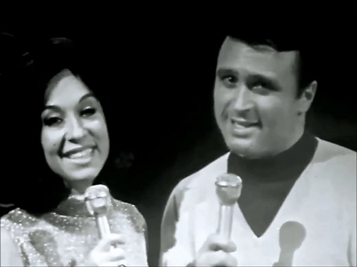 "Deep Purple" - Nino Tempo & April Stevens (1963)