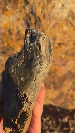 RIVER ROCKING HEMATITE