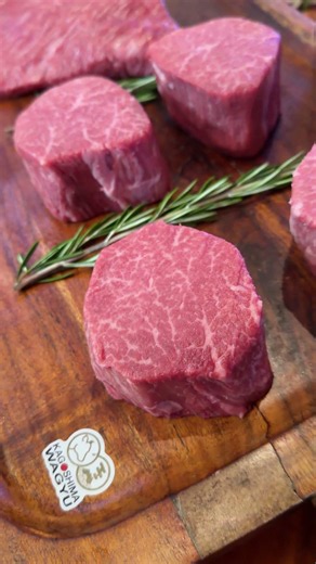 Robbin' from the rich and giving the TASTIEST MEATS to the poor!... ‪@GugaFoods‬ #meat #bbq #guga