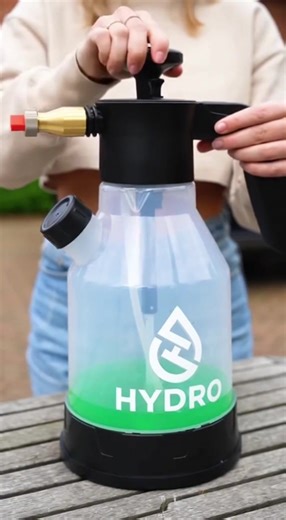 Enhance Car Cleaning with the V2 Full Spray Bundle